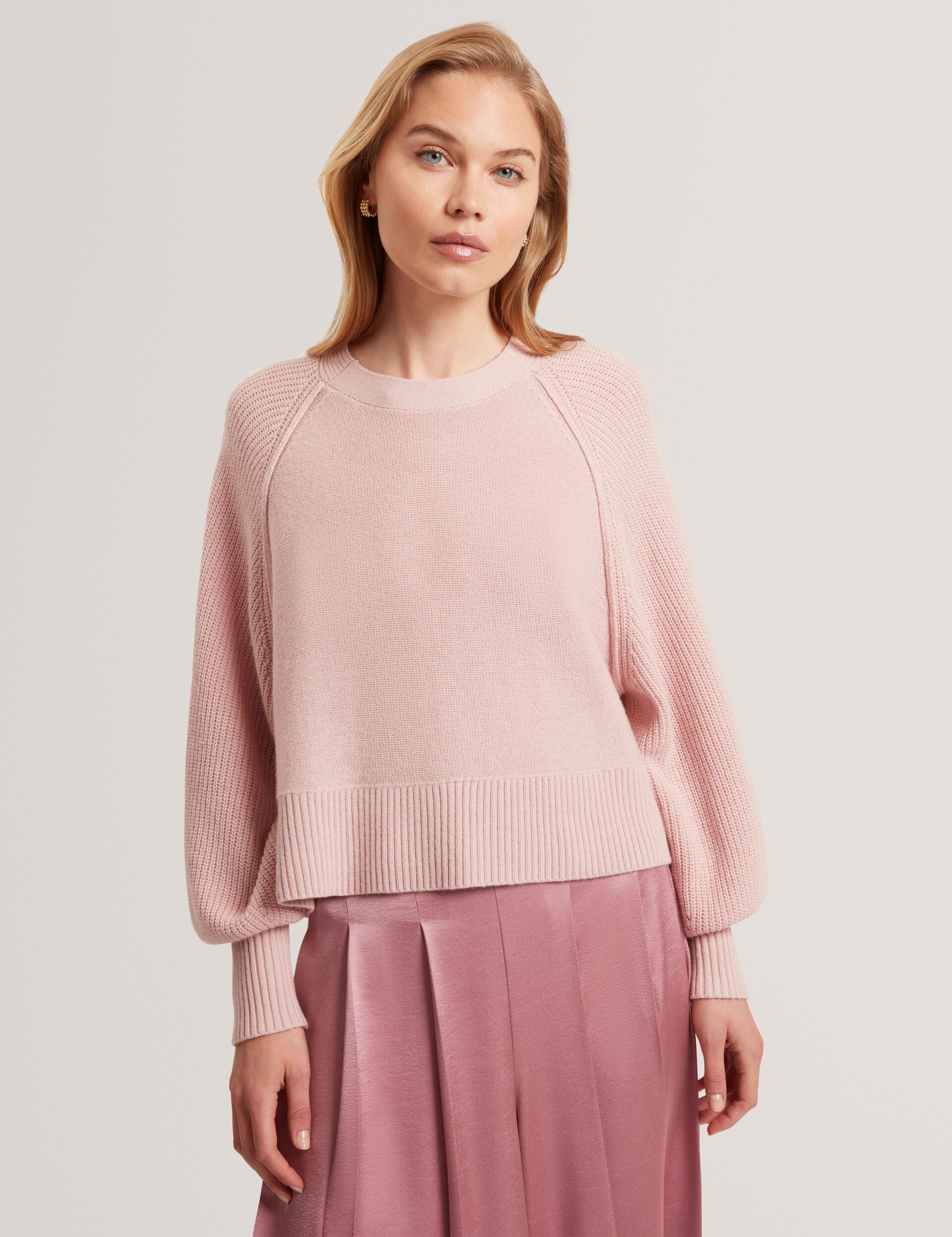 Pale Pink Merino Wool Knit Balloon Sleeve Jumper | Vicckii | Ted