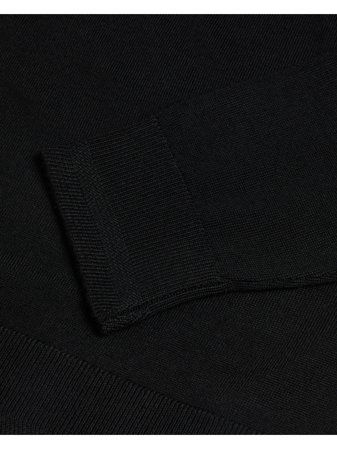 CARNBY | BLACK