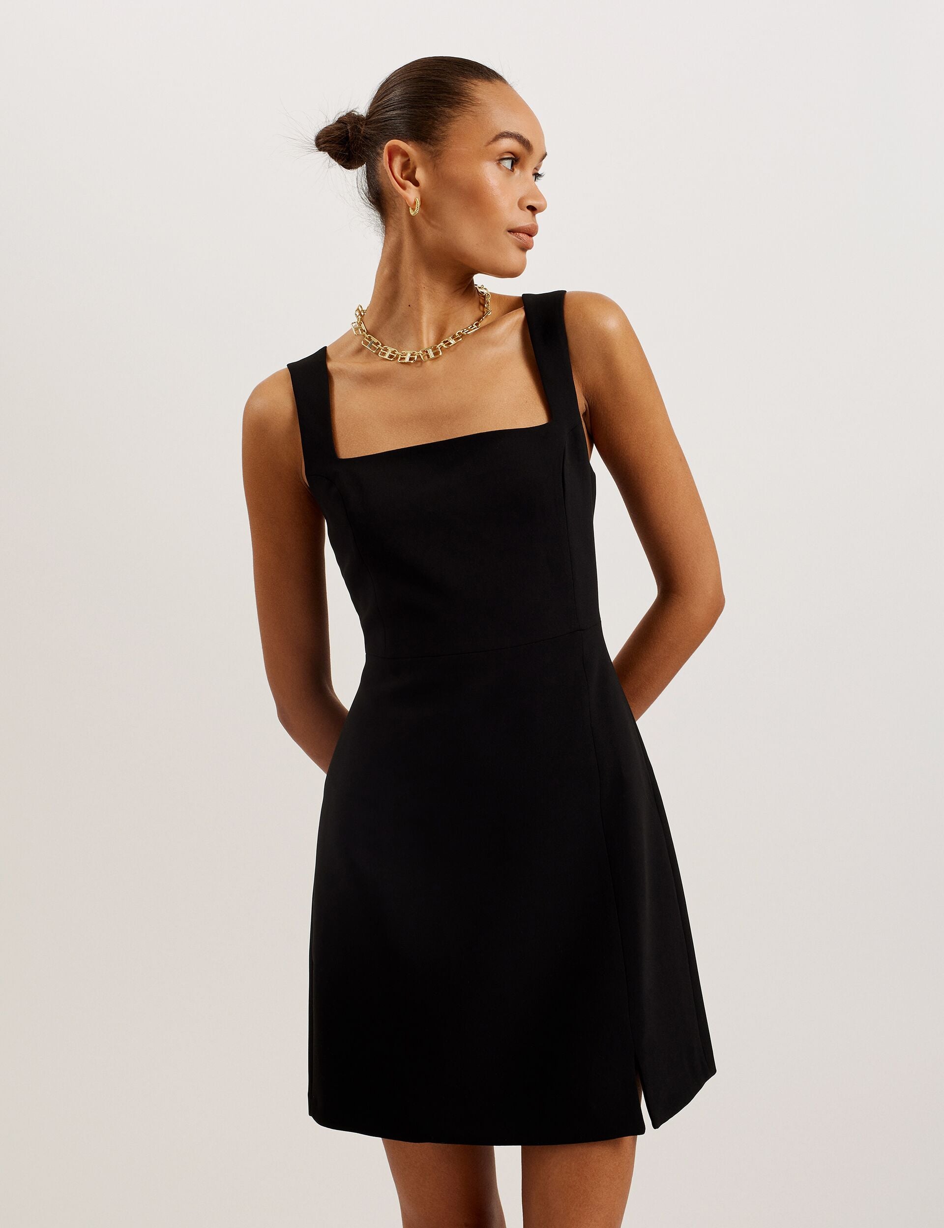 Wynod | Black Wynod | Black