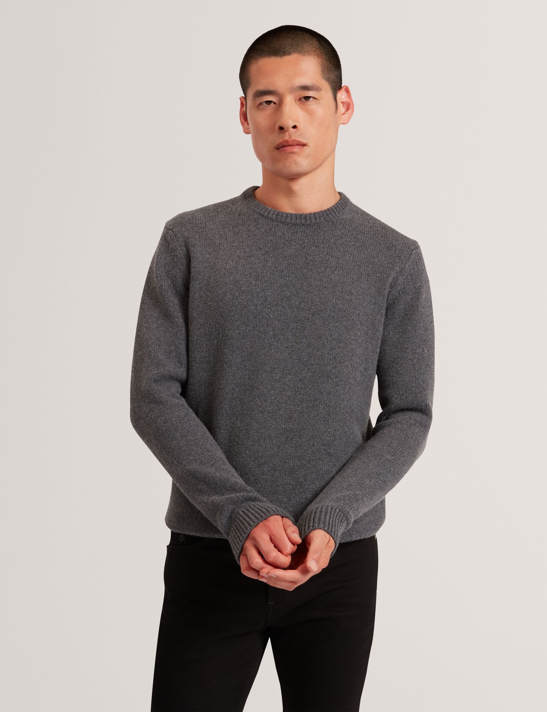 ROST Chunky Knit Crew Neck Sweater