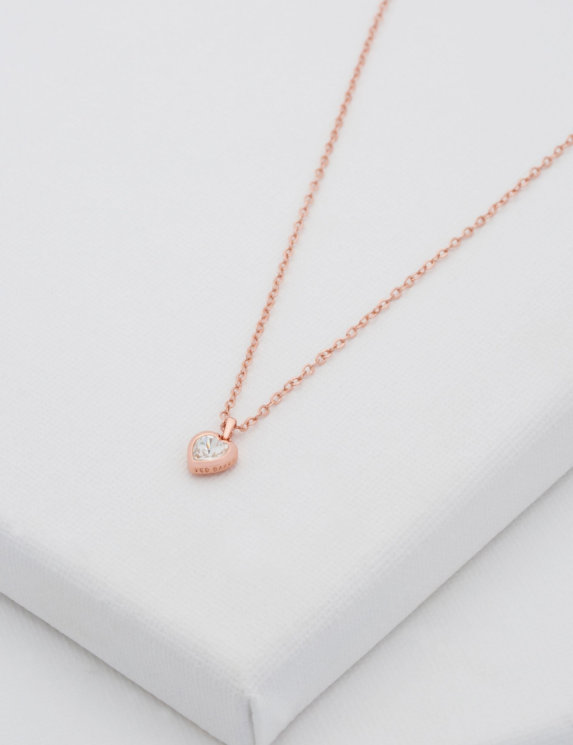 Rs-gold Solitaire Crystal Heart Pendant Necklace Hannela Ted