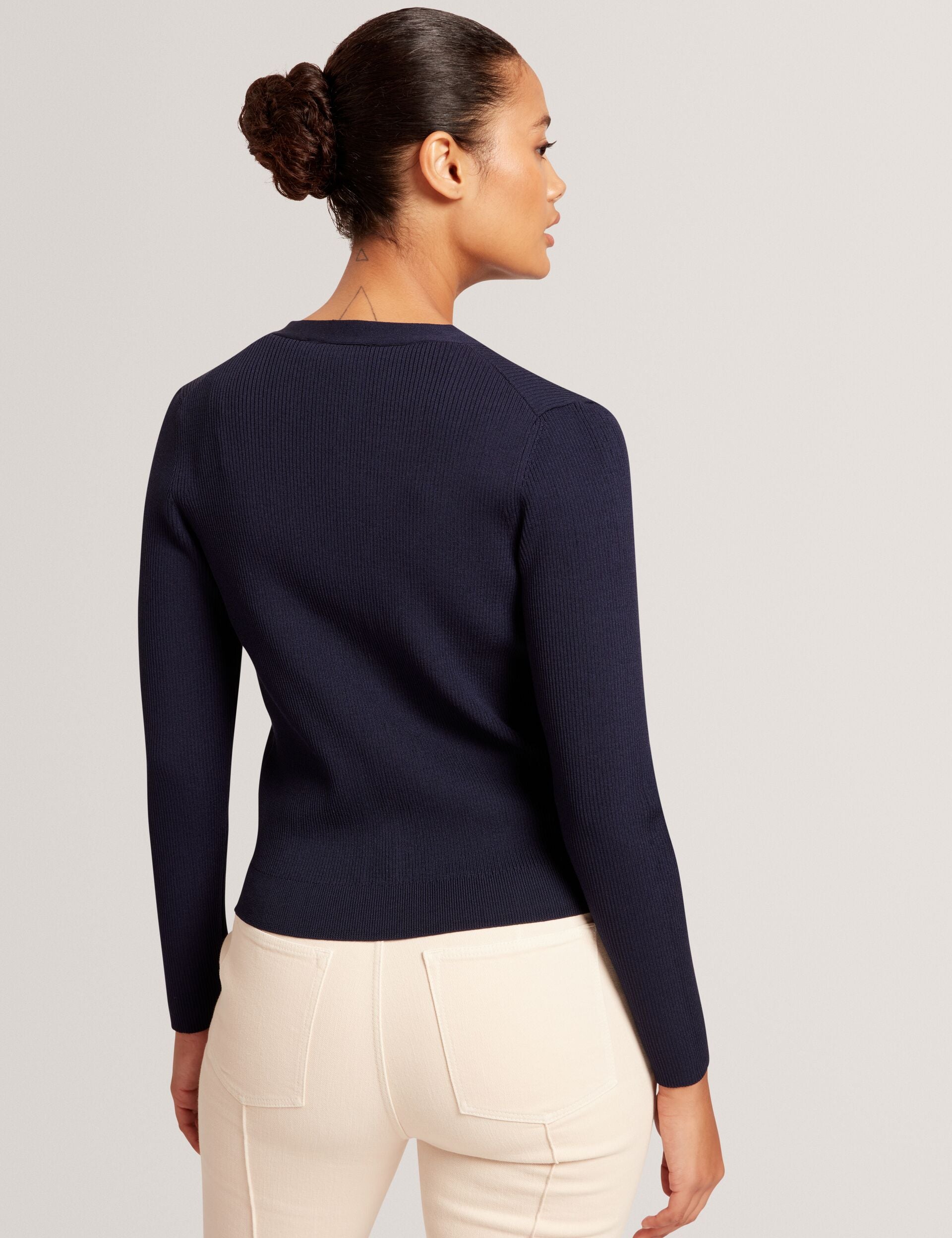 TOÉ Baker Cardigan ネイビー TOÉ Baker Cardigan – THE TOÉ