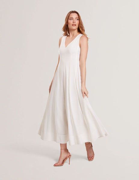 SLEEVELESS V-NECK PLEATED MAXI DRESS