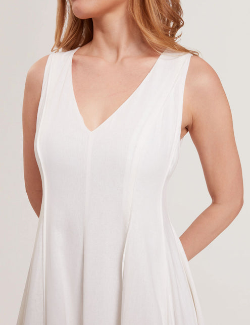 SLEEVELESS V-NECK PLEATED MAXI DRESS | ULTRA WHITE