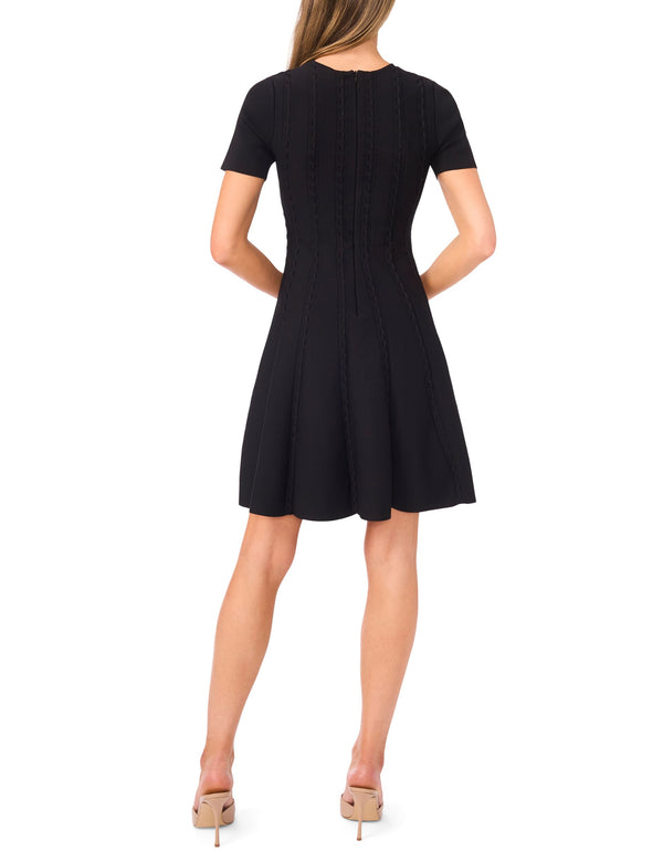 Ella | BLACK