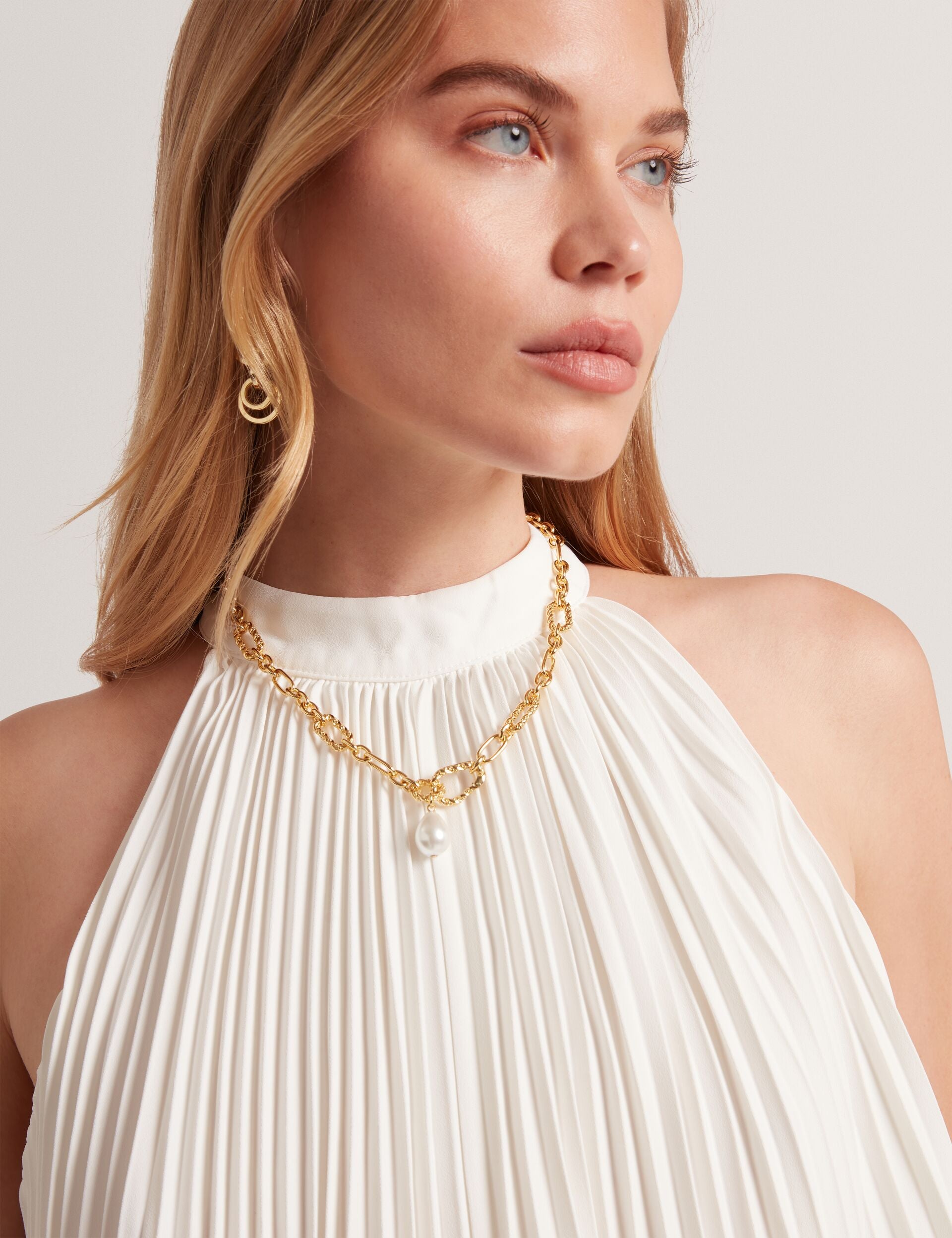 JAMAYA - High Halter Neck Pleated Sleeveless Top