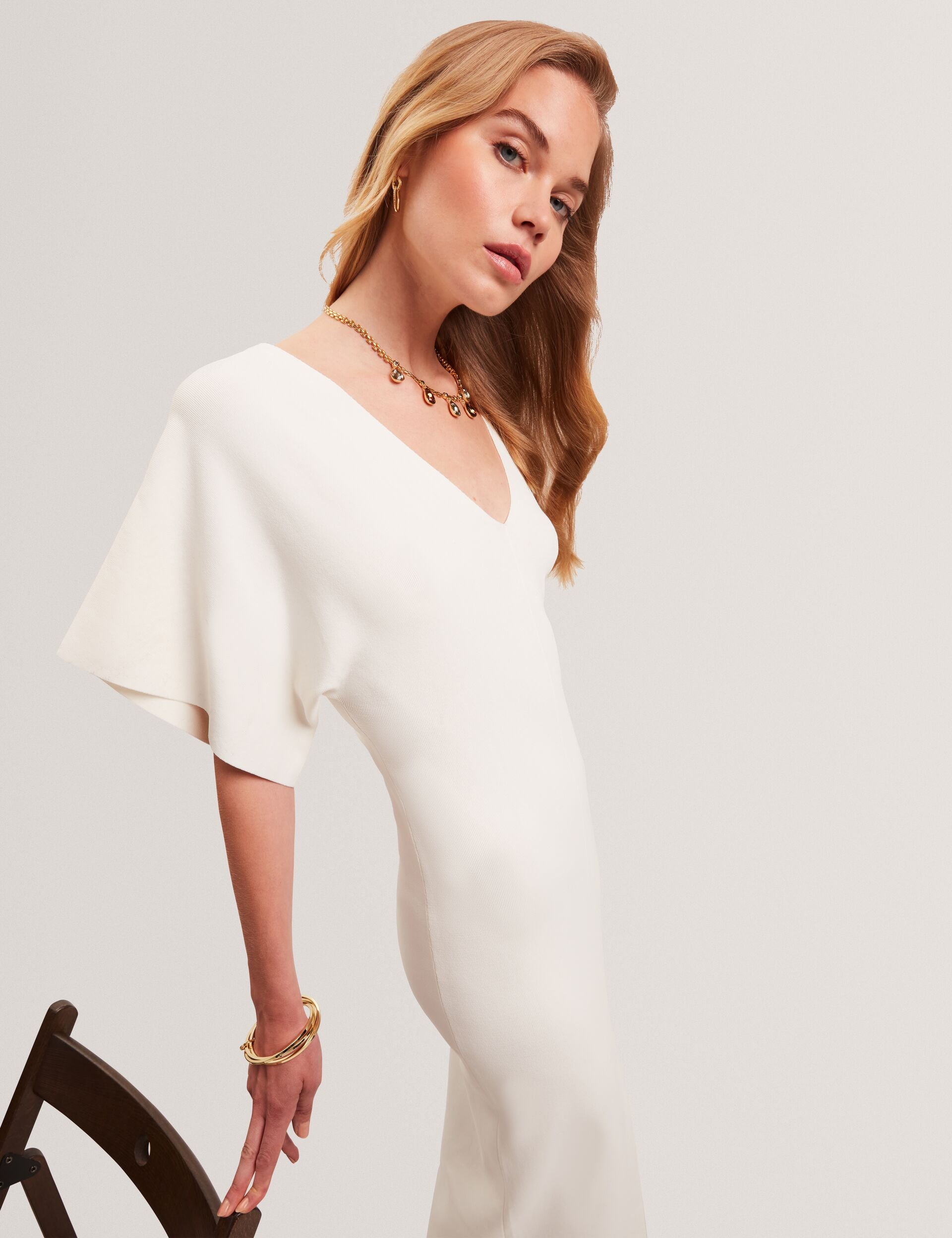 REBEXXA - Wide Sleeve Knitted Bodycon Midi Dress REBEXXA - Wide Sleeve Knitted Bodycon Midi Dress