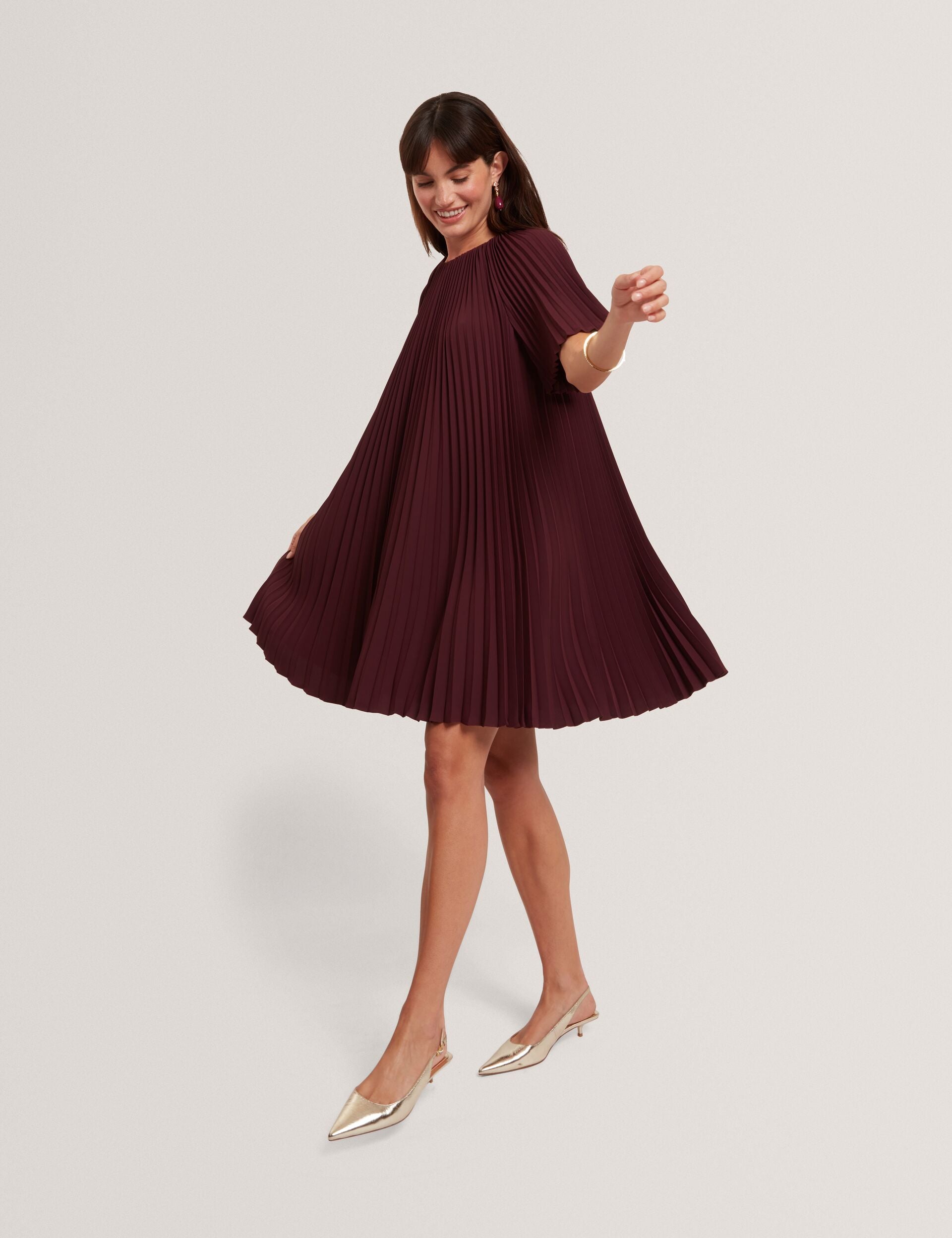 Tunic Dress Ted Baker Lucila Dress Oxblood Pleated Short Sleeve A-line Mini Dress Convala Ted Baker UK Tunic Dress Ted Baker Lucila Dress Oxblood Pleated Short Sleeve A-line Mini Dress Convala Ted Baker UK