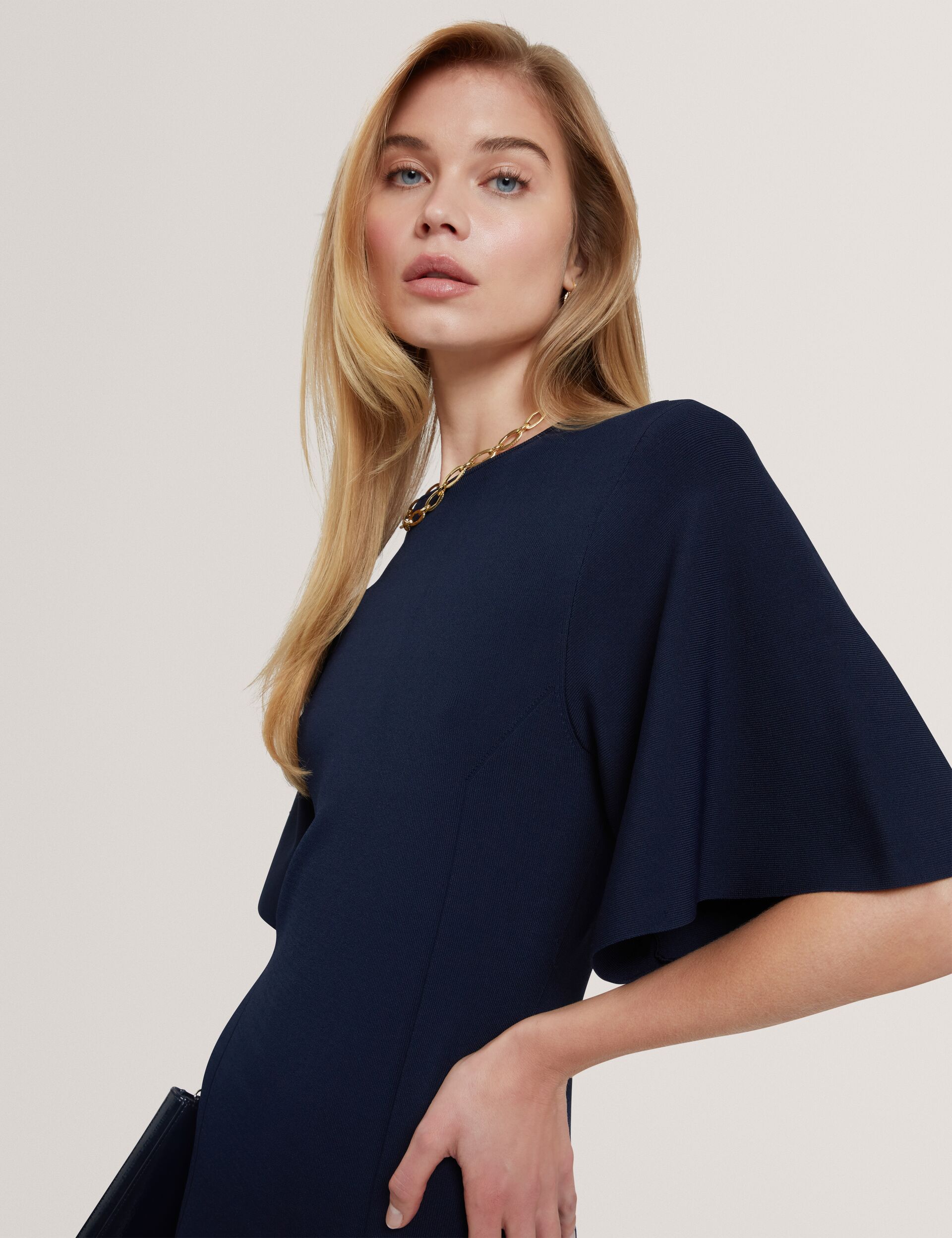 ted baker navy and gold dress Sold out $350 Ted Baker Hadim Yellow Gold Chain Embellished Dress navy blue sz 3