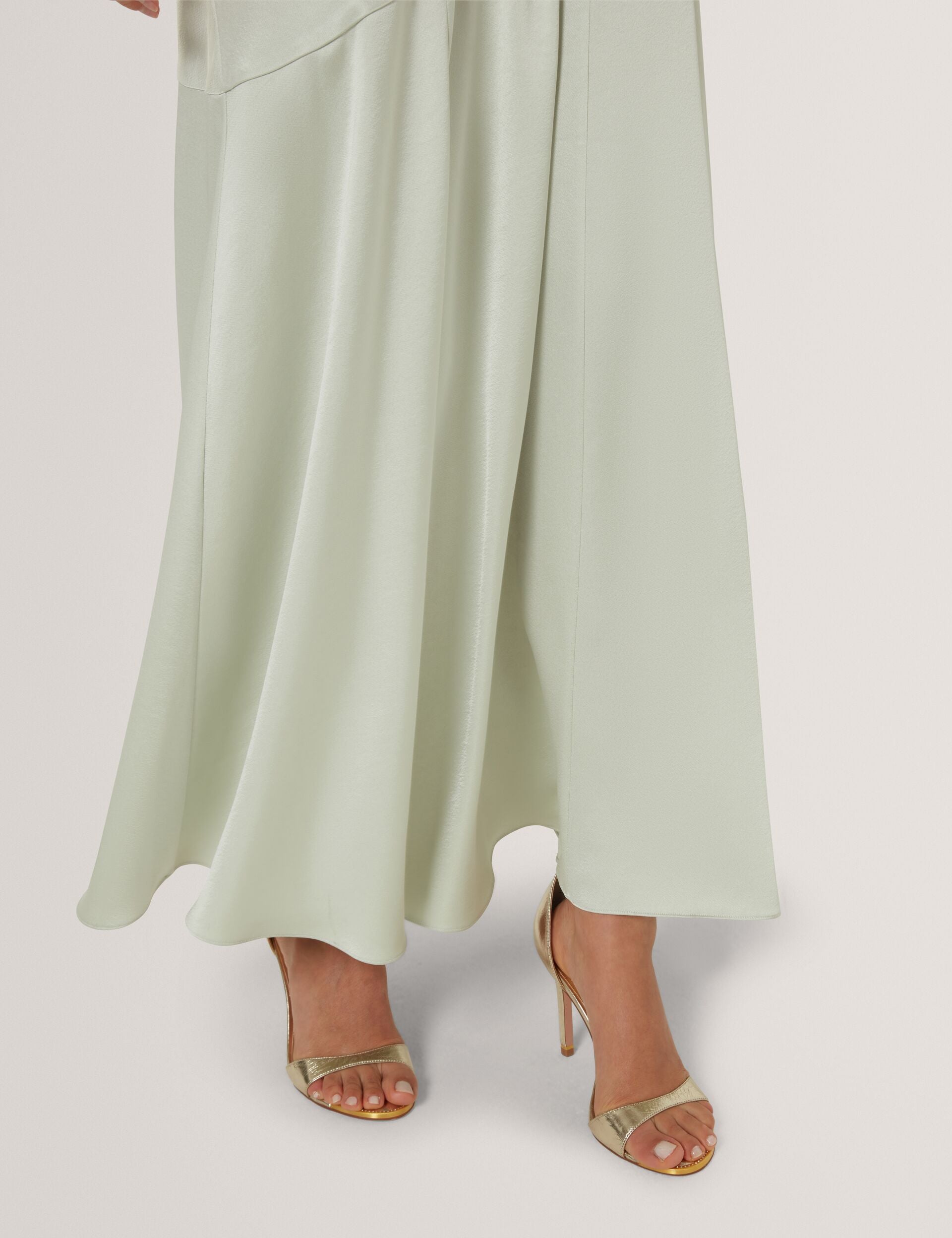 Satin Sleeveless V-neck Maxi Dress | Sanari | Ted Baker UK Satin Sleeveless V-neck Maxi Dress | Sanari | Ted Baker UK