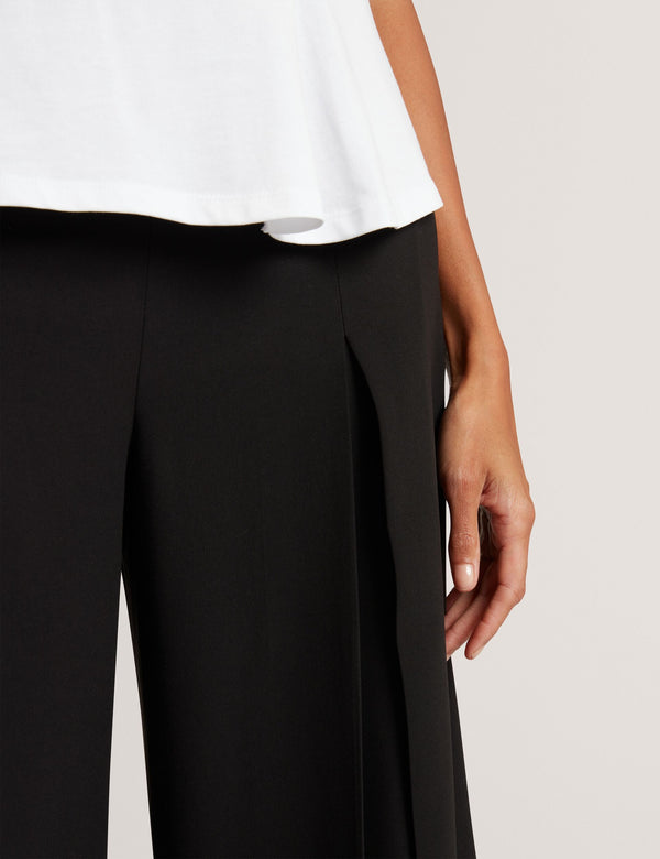 AEPI | BLACK
