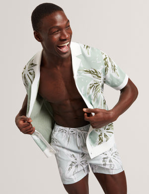 VERDES | LIGHT GREEN