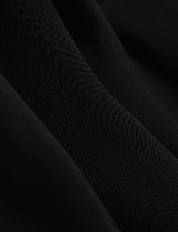 JALII | SCHWARZ