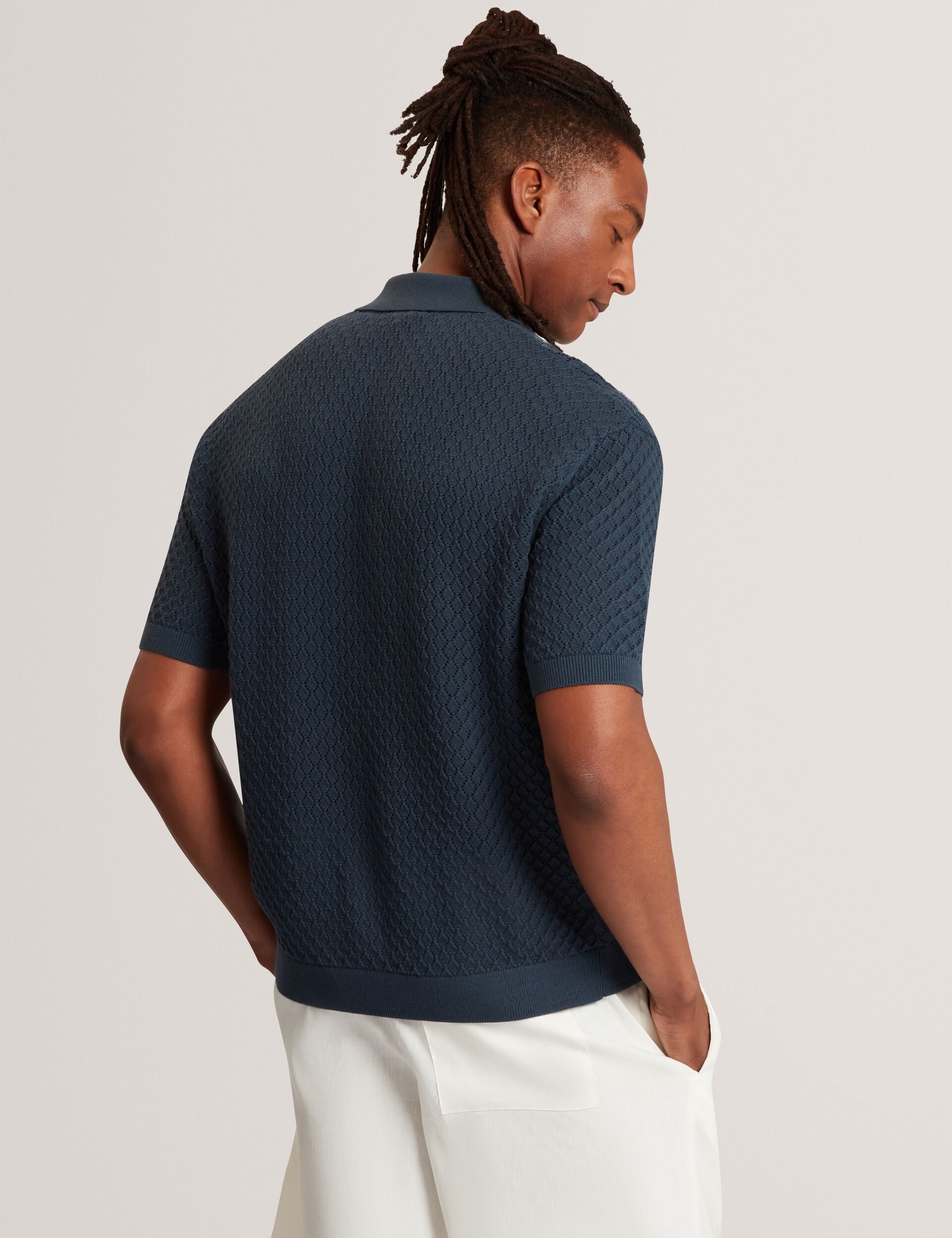 DOMATI Diamond Crochet Knit Short Sleeve Shirt