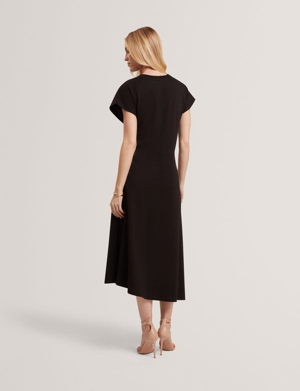 HESSIE | NOIR