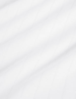 VICTOR | WHITE