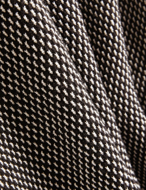 GREGRY | BLACK