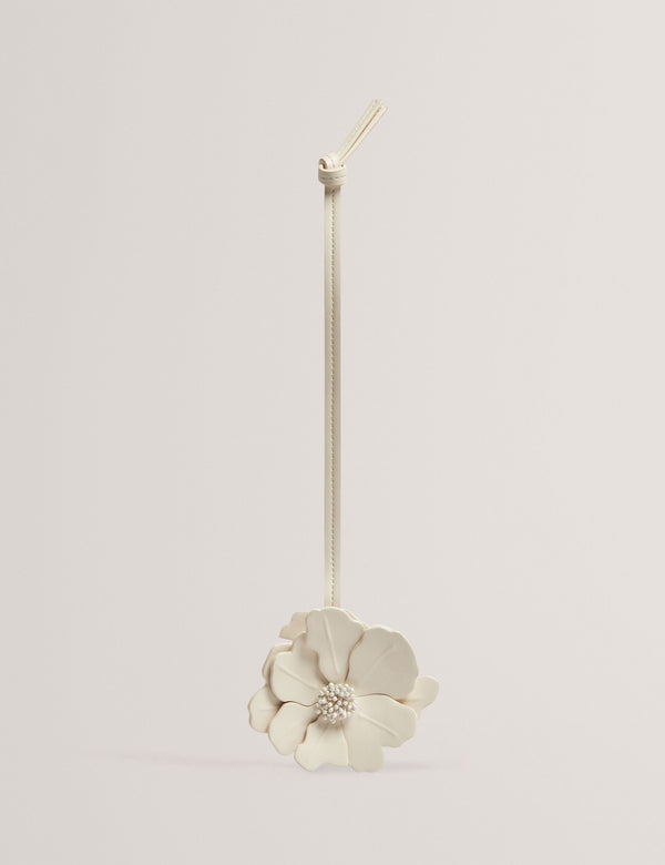 FLORIIS | IVORY
