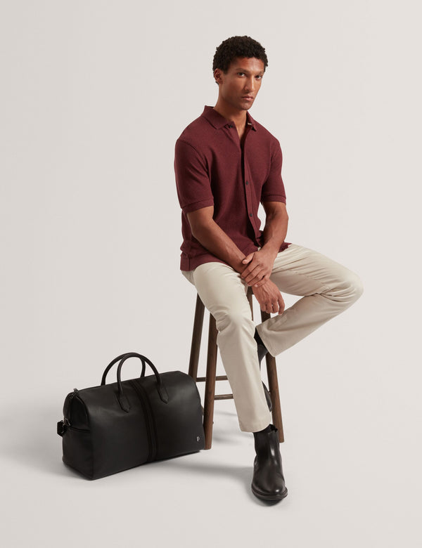CONNYR | MAROON