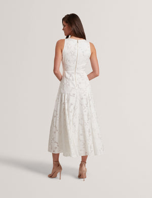 LEESAA | BLANC