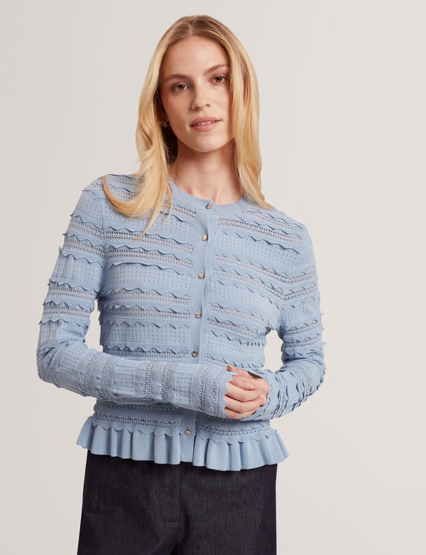 AVRIA | HELLBLAU