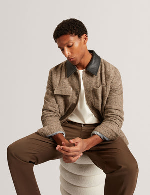 WALLTON | BROWN