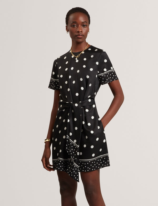 ACIAA | BLACK