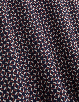 GRAE | MAROON