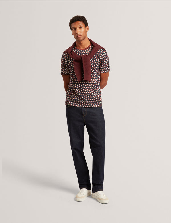 NEERISS | MAROON