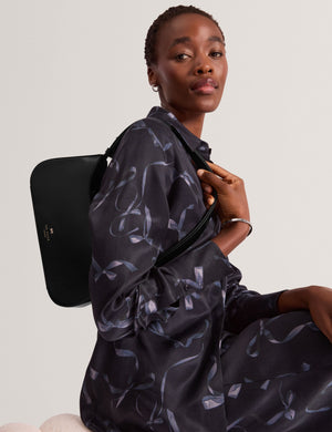 CURLO | BLACK