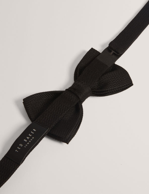 HEARNEE | NOIR