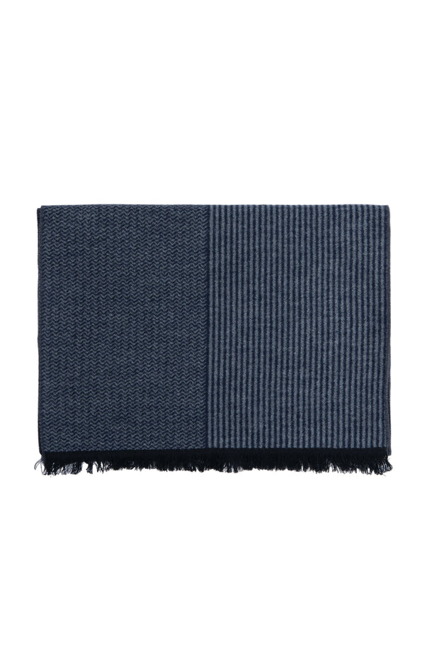 CHEVRON AND STRIPE SCARF | GREY