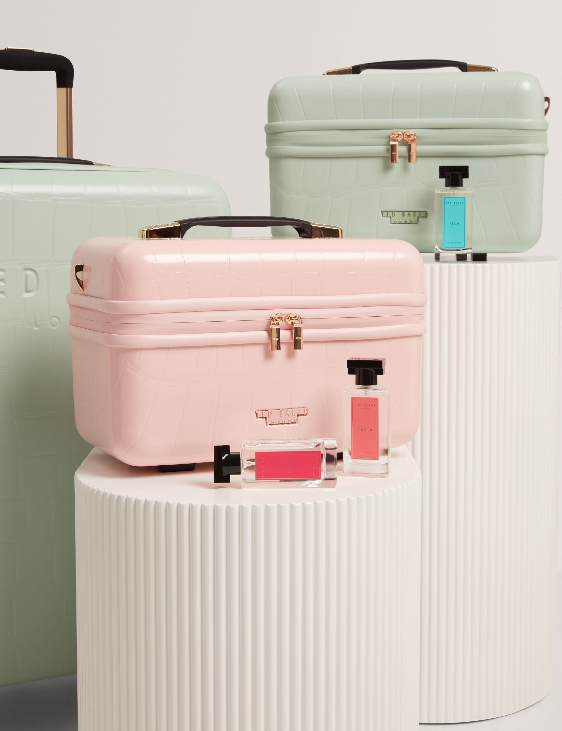 ICONCASE-PNKV - Icon Vanity Travel Case