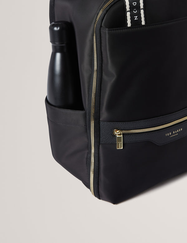 ICONTRAVELB | BLACK