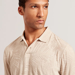 HASTA 20% DE DESCUENTO EN CAMISETAS PARA HOMBRES