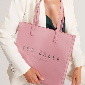 HASTA 30% DE DESCUENTO EN ACCESORIOS PARA MUJERES