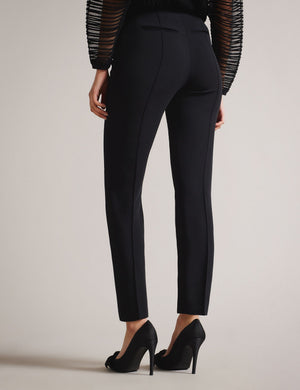 RAEET | BLACK