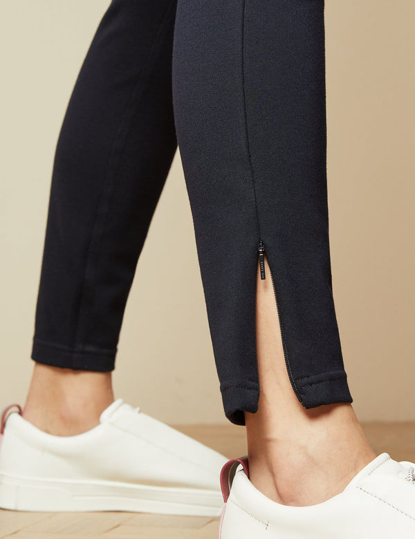 STRENTI | DARK BLUE