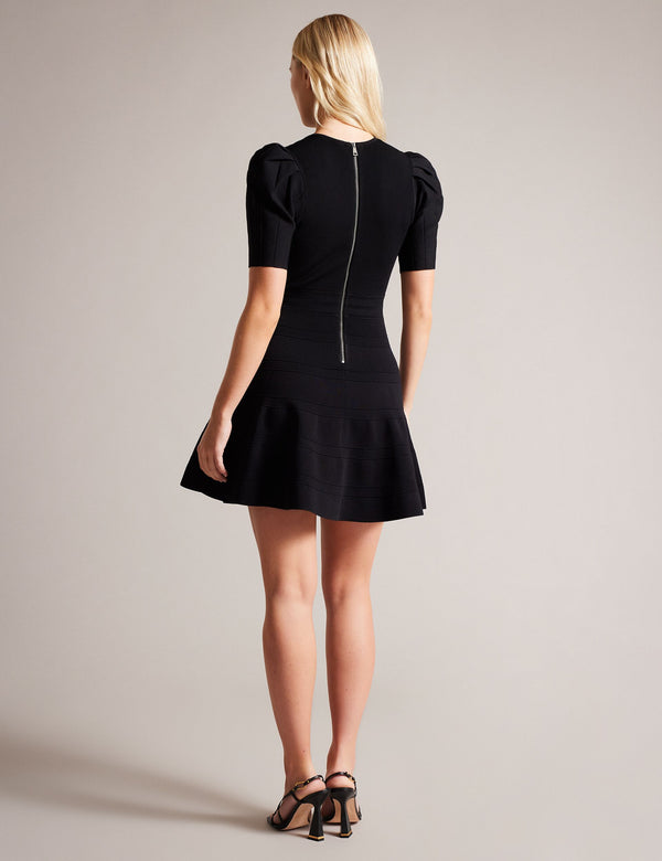 VELVEY | BLACK
