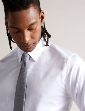 HOLMESS | WHITE