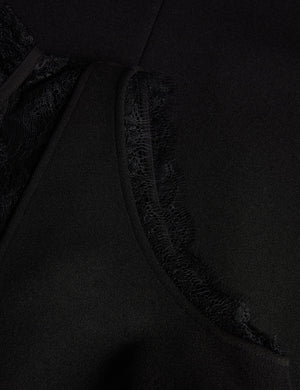 CHHARIS | BLACK