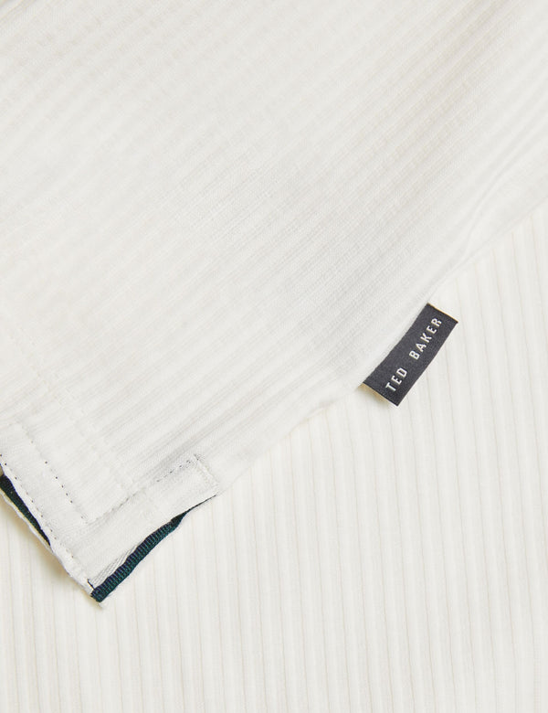 RAKES | WHITE