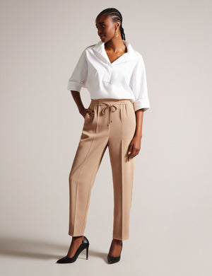 LAURAI | CAMEL