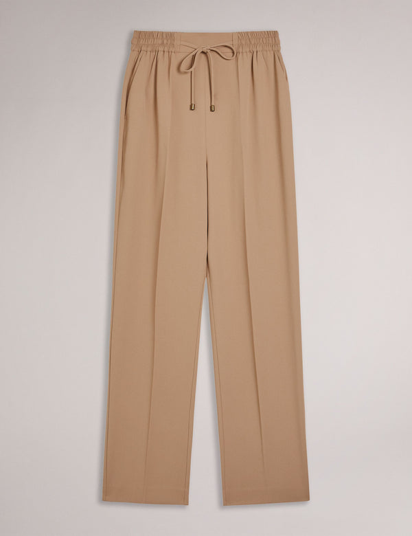 LAURAI | CAMEL