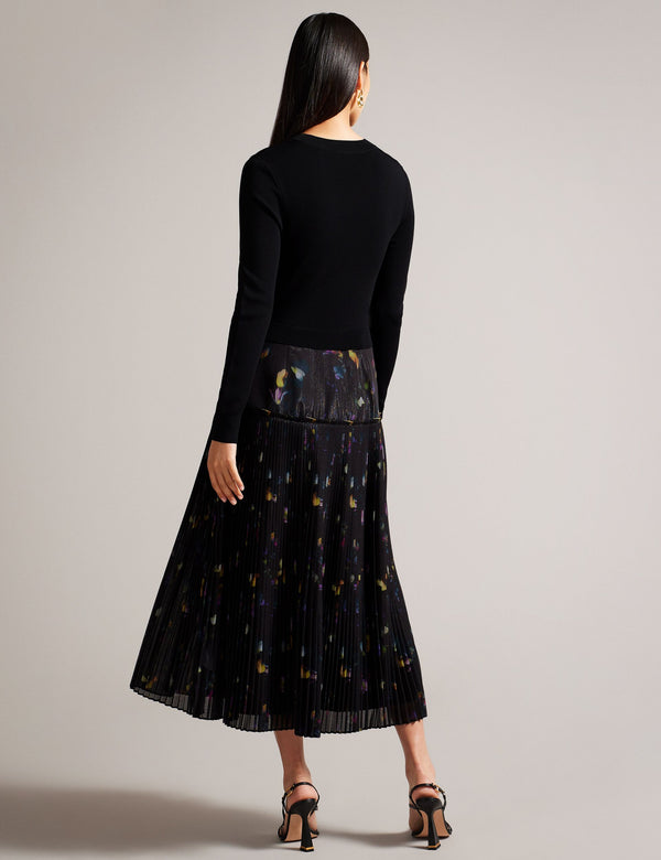 MIIRIAM | BLACK