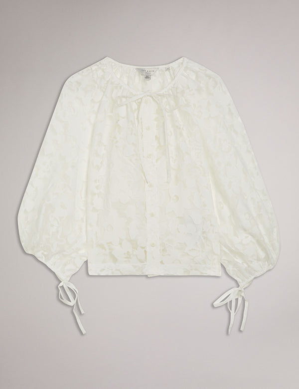 GILLOU | WHITE
