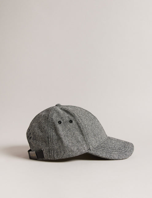 GREGGG | BLACK
