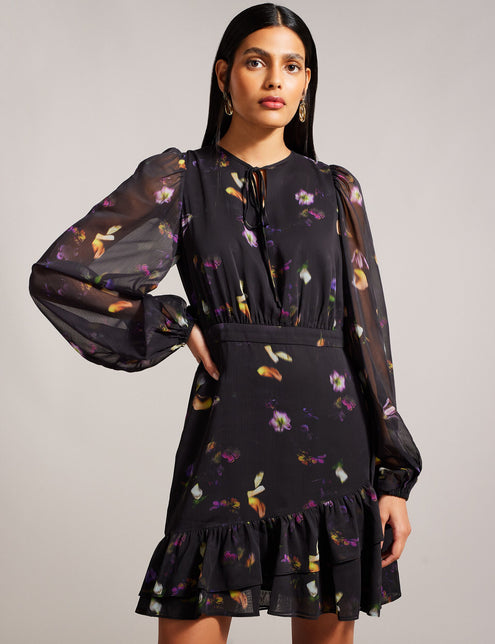 NIKAII | BLACK