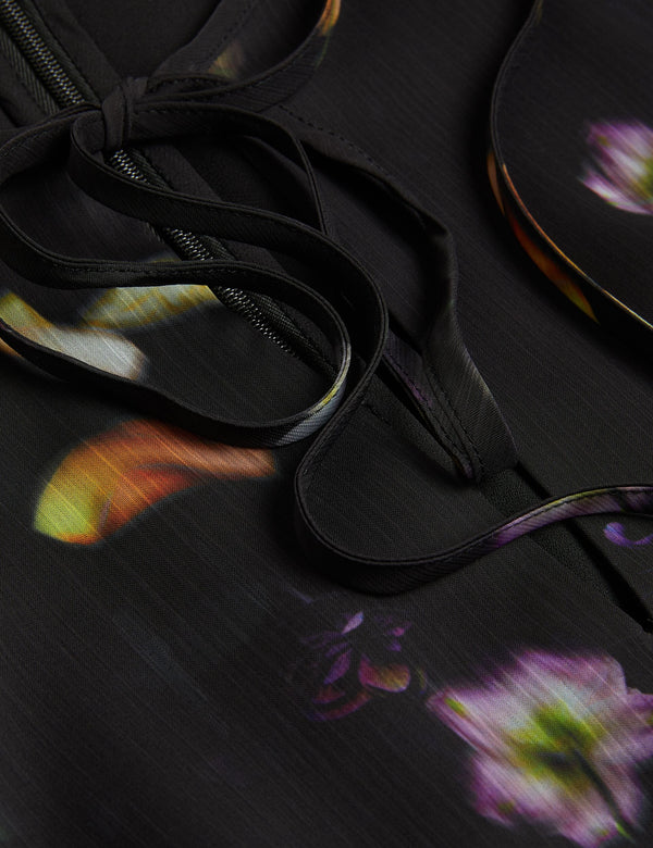 NIKAII | BLACK