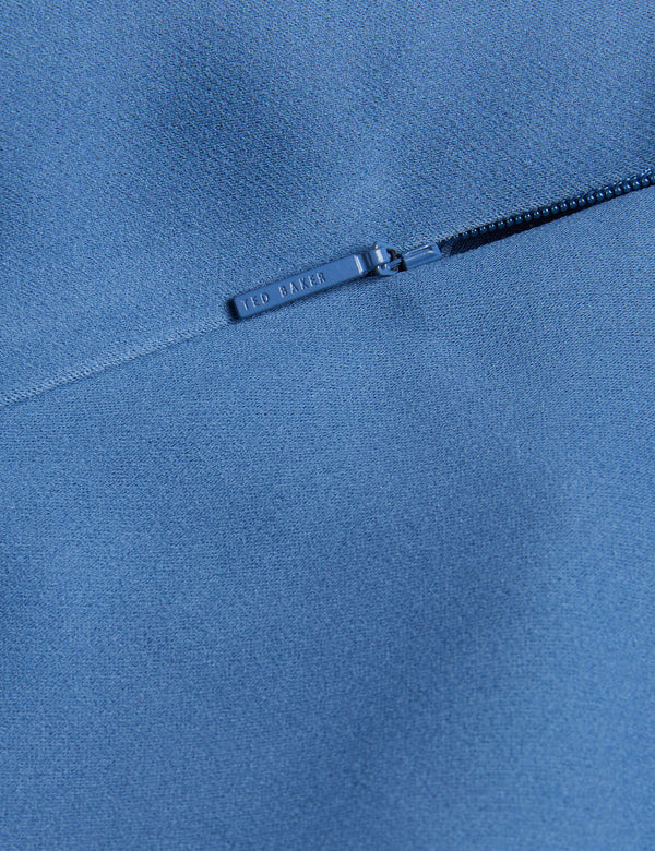AKENIT | BLUE